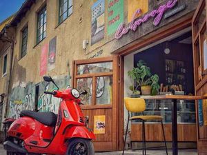 300 GTS SUPERSPORT IN DER SELTENEN FARBE ARANCIO IMPULSIVO