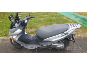 SUZUKI EPICURO 4T - 150 CC