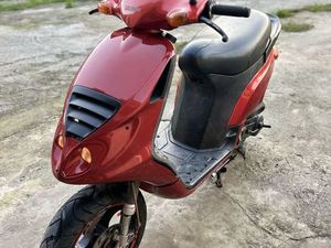 SCOOTER 50 CC 2T PIAGGIO NRG ERMESINDE