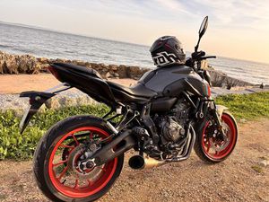 YAMAHA MT07 2021 LOURES