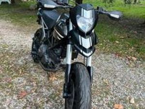 DUCATI HYPERMOTARD 796 PATENTE A2