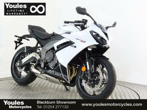 TRIUMPH DAYTONA 660 660 CC