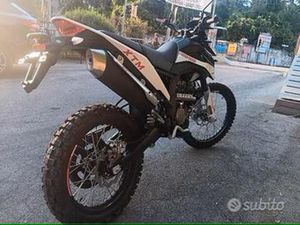 MALAGUTI ENDURO XTM 125 CC MOT.APRILIA A LIQUIDO