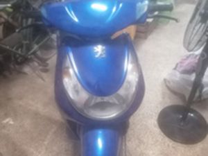 SCOOTER PEUGEOT