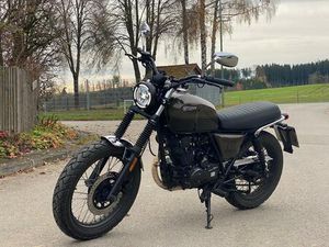 BRIXTON CROMWELL 125 ABS, BJ 03/23, NUR 4100KM