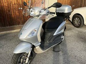 SCOOTER PIAGGIO FLY 50