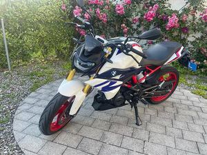 BMW G310R EXCELLENT ÉTAT