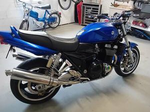 SUZUKI GSX 1400