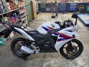 HONDA CBR 125R UNFALL CANTON BERNE -