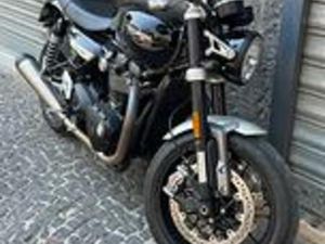 TRIUMPH SPEED TWIN 1200