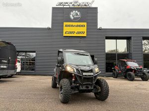 CAN-AM MAVERICK 1000 DPS ABS