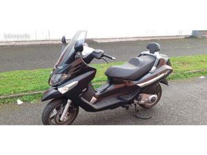 SCOOTER PIAGGIO X EVO 125 NOIR