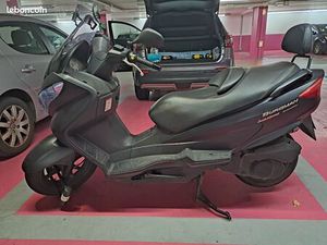 SCOOTER BURGMAN 125 PARFAIT ETAT