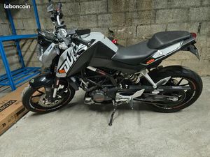 MOTO 125 KTM DUKE GRISE