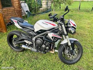 STREET TRIPLE S 660 A2