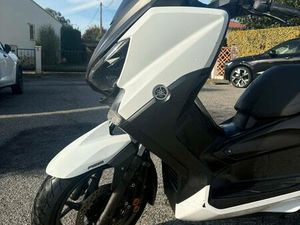 YAMAHA XMAX 125 ABS