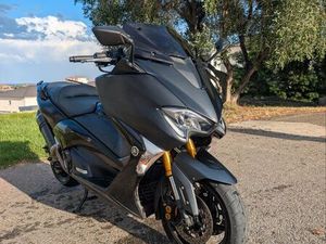 YAMAHA TMAX 530 DX 2018 - ENTRETIEN PARFAIT