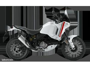 DUCATI DESERT X 937