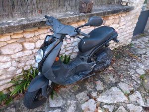 SCOOTER PEUGEOT