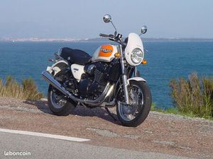 TRIUMPH THUNDERBIRD SPORT
