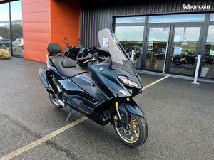 YAMAHA T-MAX 560 TECH MAX