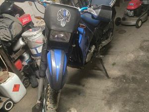 VEND MOTO YAMAHA 125
