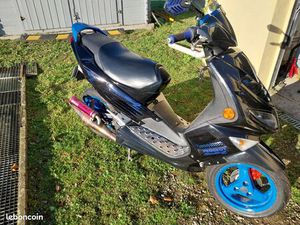 SCOOTER PEUGEOT SPEEDFIGHT 2 LC