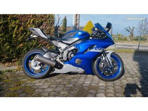 YAMAHA R6 DE 2020