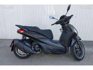 PIAGGIO NEW BEVERLY 300 HPE SPORT DE NOVEMBRE 2025 AVEC 16
