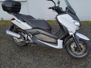 YAMAHA 125 X MAX