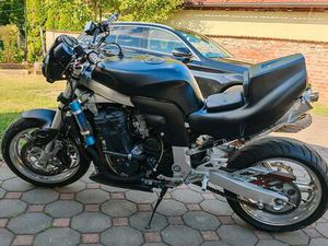 SUZUKI GSXR1100 W STREETFIGHTER