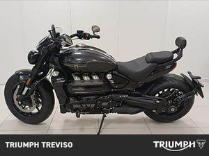 TRIUMPH ROCKET III STORM GT