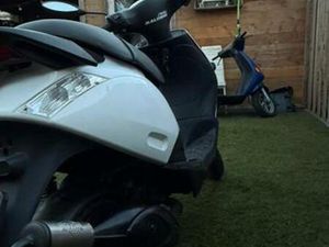 ZIP 2 T 70CC MALLOSI SPORT — SCOOTERS | PIAGGIO — MARKTPLAATS