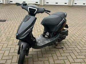 PIAGGIO ZIP 100CC — SCOOTERS | PIAGGIO — MARKTPLAATS