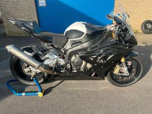② BMW S1000RR 2014 CIRCUITMOTOR