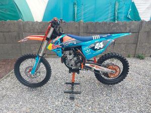 ② KTM 250 SXF 20 U