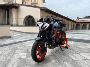 KTM SUPERDUKE 1290 R EVO