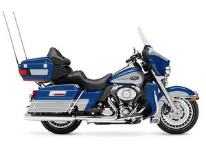 2010 HARLEY-DAVIDSON® FLHTCU - ULTRA CLASSIC® ELECTRA GLIDE