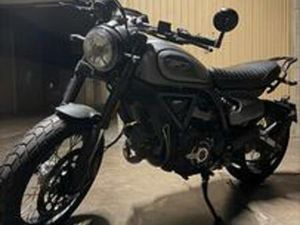 DUCATI SCRAMBLER 800 NIGHTSHIFT