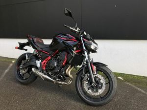 KAWASAKI Z 650 (47.5CV) 2025 650 CM3 | MOTO ROADSTER | 200 KM | ROUGE | 29000 QUIMPER