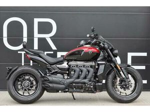 TRIUMPH ROCKET III GT