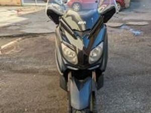 YAMAHA X-MAX 250 - 2011