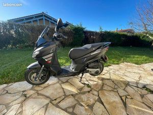 APRILLIA SXR 50 NEUF