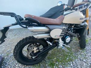 MOTO FANTIC 125