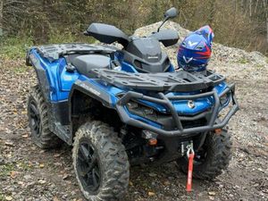 QUAD CAN AM OUTLANDER