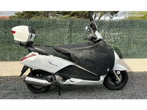 HONDA PHANTHEON REMIS À NEUF