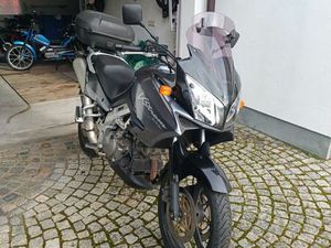 SUZUKI V-STROM DL 1000