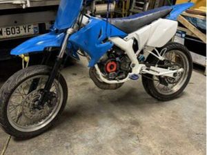 YAMAHA DT 86 TOP MOTEUR NEUF