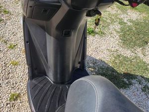 SCOOTER 125 À INJECTION