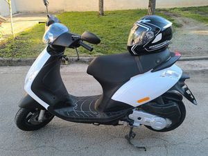 A VENDRE SCOOTER PIAGGIO ZIP